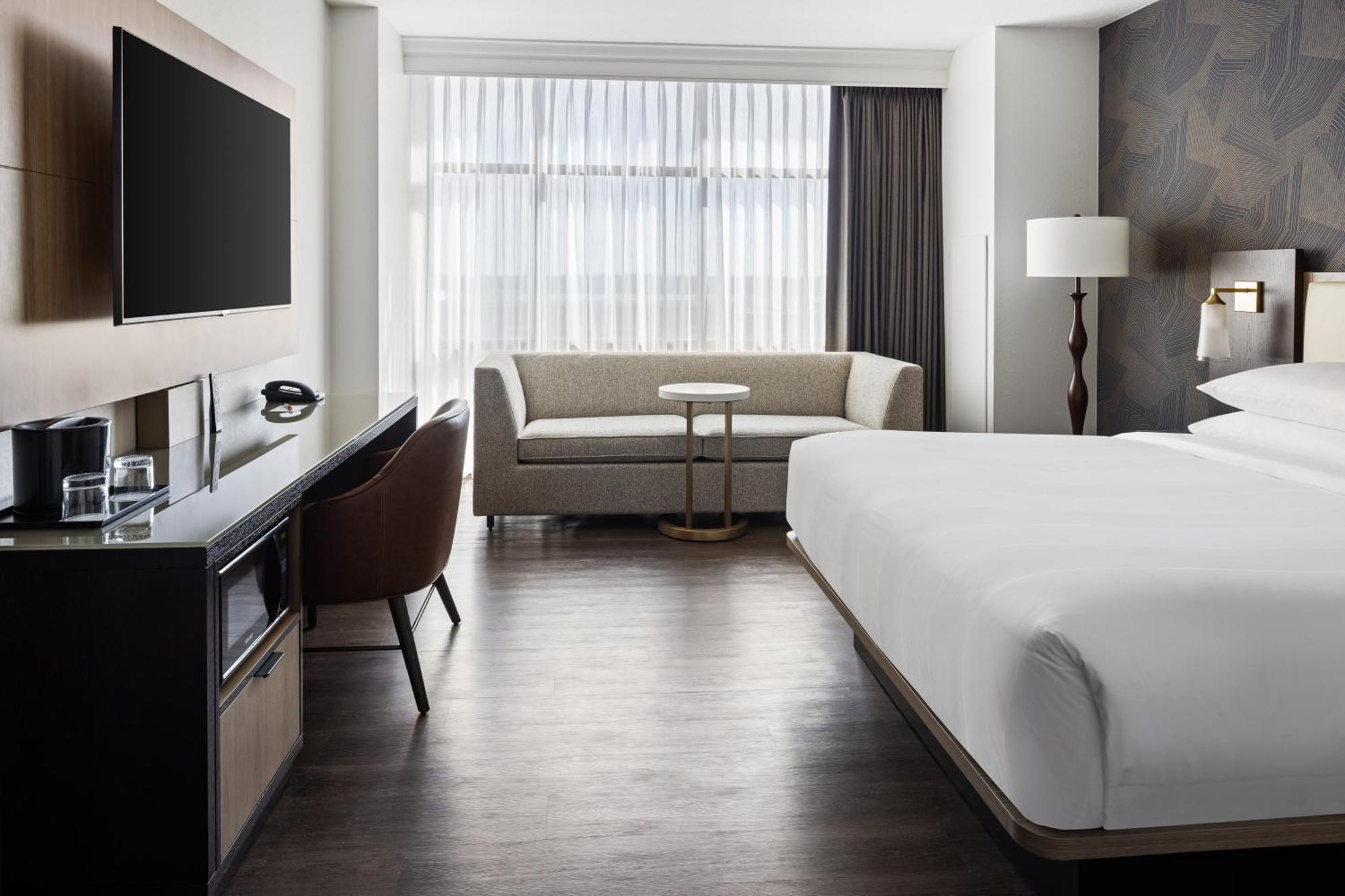 Marriott Bloomington Normal Hotel And Conference Center Bagian luar foto