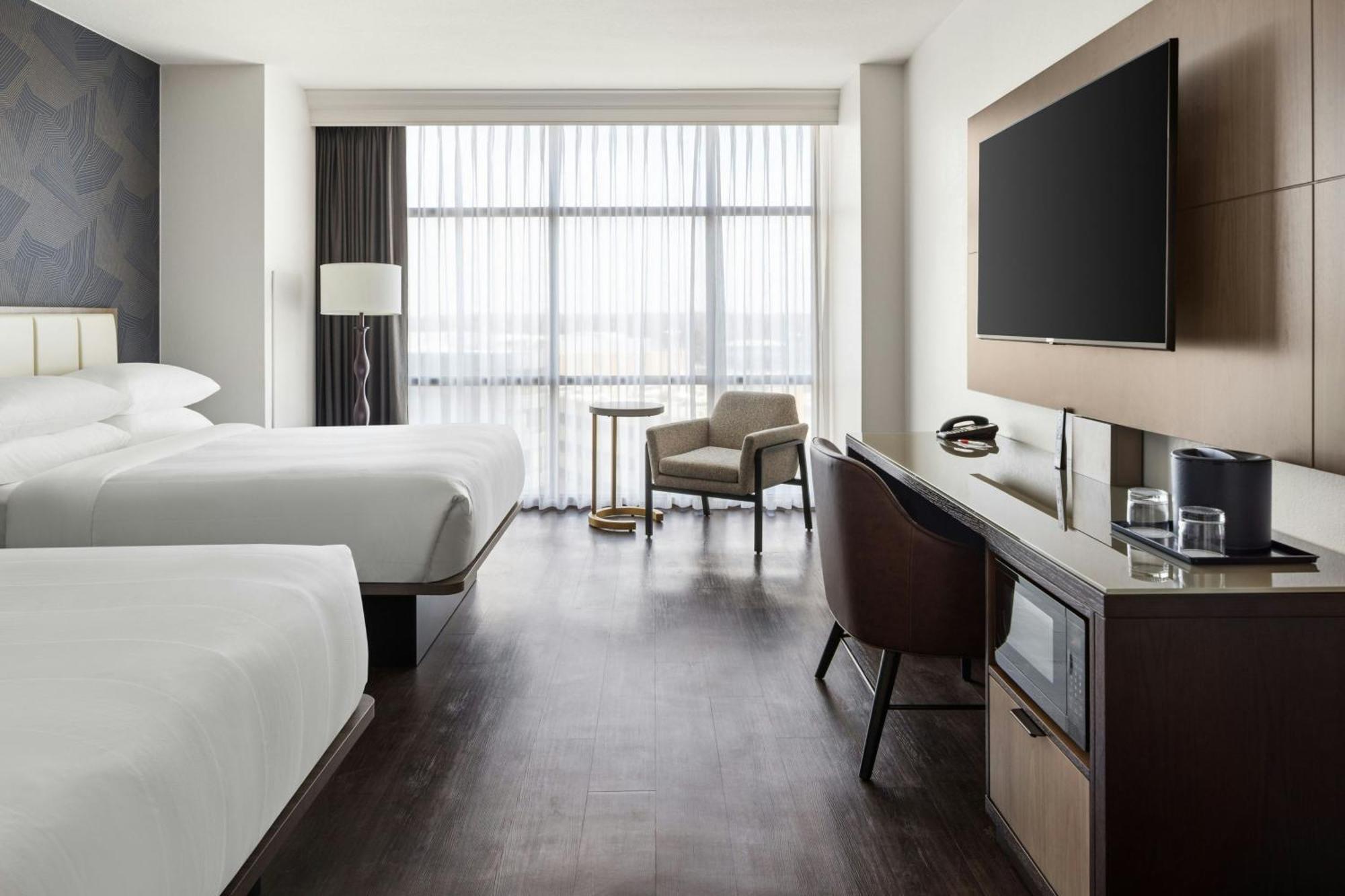 Marriott Bloomington Normal Hotel And Conference Center Bagian luar foto